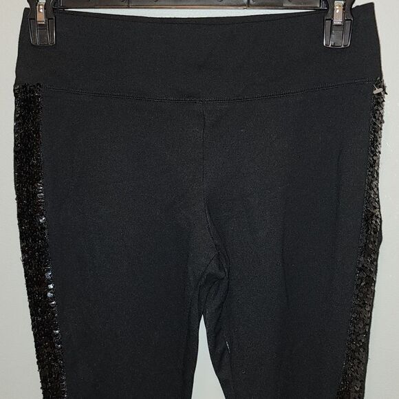 I.N.C - Picture 2 of 4